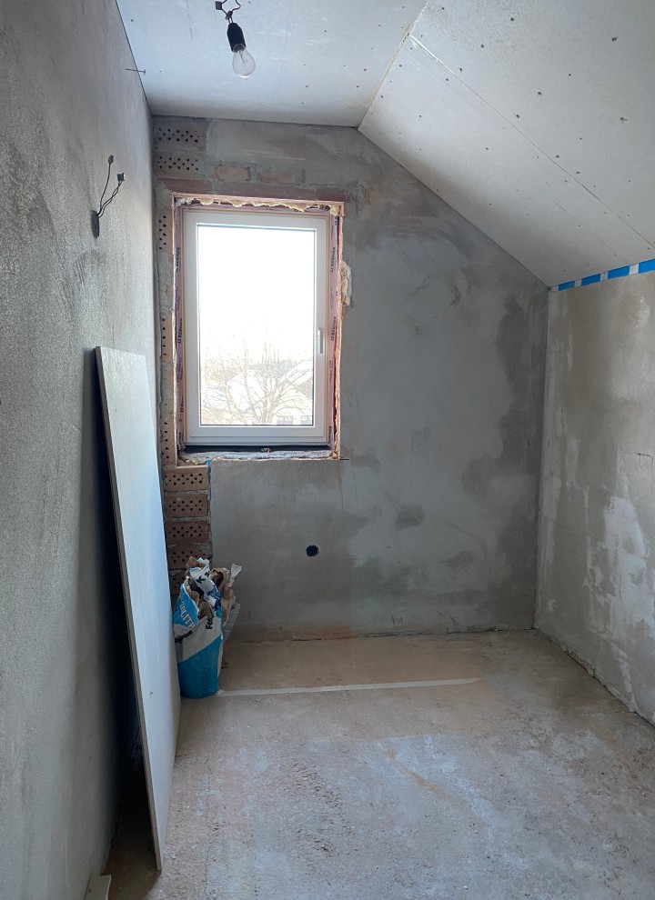 Ein Blick in das Zimmer vor der Renovierung und dem Umbau zum Gästebad. (c) Geberit Ein Blick in das Zimmer vor der Renovierung und dem Umbau zum Gästebad. (c) Geberit