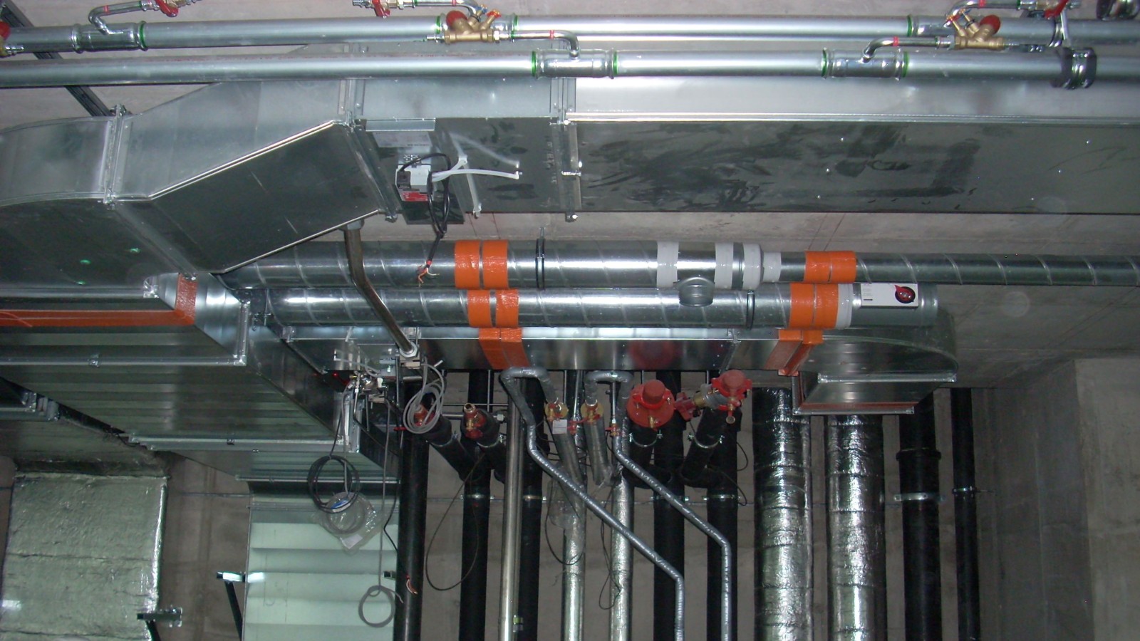 Einblicke in die Haustechnik Einblicke in die Haustechnik