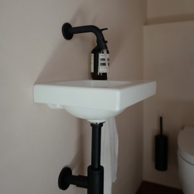Dezente Farben und Formen formen den Charakter der stilvollen Räume im Haus am Hof. Dezente Farben und Formen formen den Charakter der stilvollen Räume im Haus am Hof.