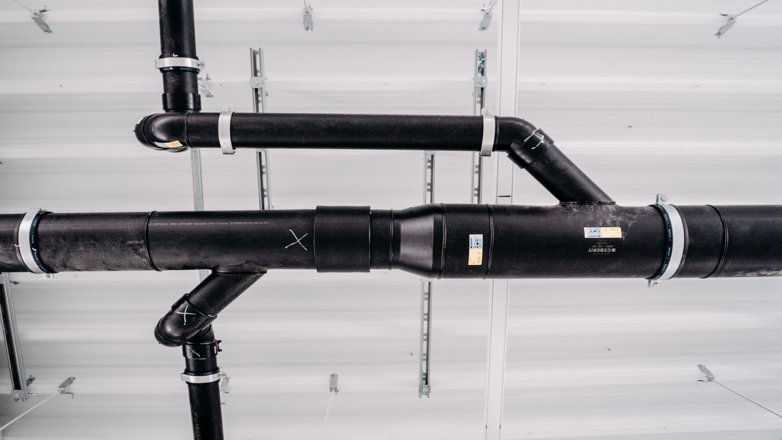 Geberit Produkte im XXXLutz Lager verbaut Geberit Produkte im XXXLutz Lager verbaut