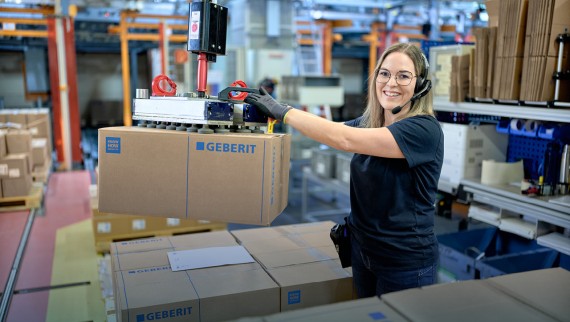 Information zur/m Betriebslogistikkaufmann/frau Information zur/m Betriebslogistikkaufmann/frau