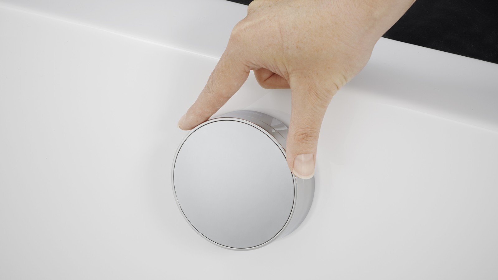 Badewannenablauf mit Drehbetätigung