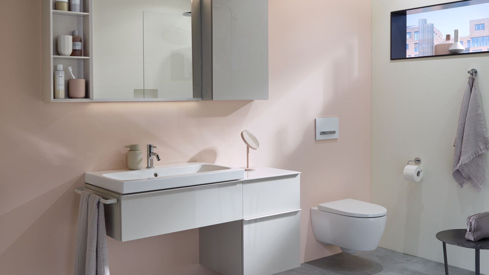 Mittelgrosses Geberit iCon Badezimmer Mittelgrosses Geberit iCon Badezimmer