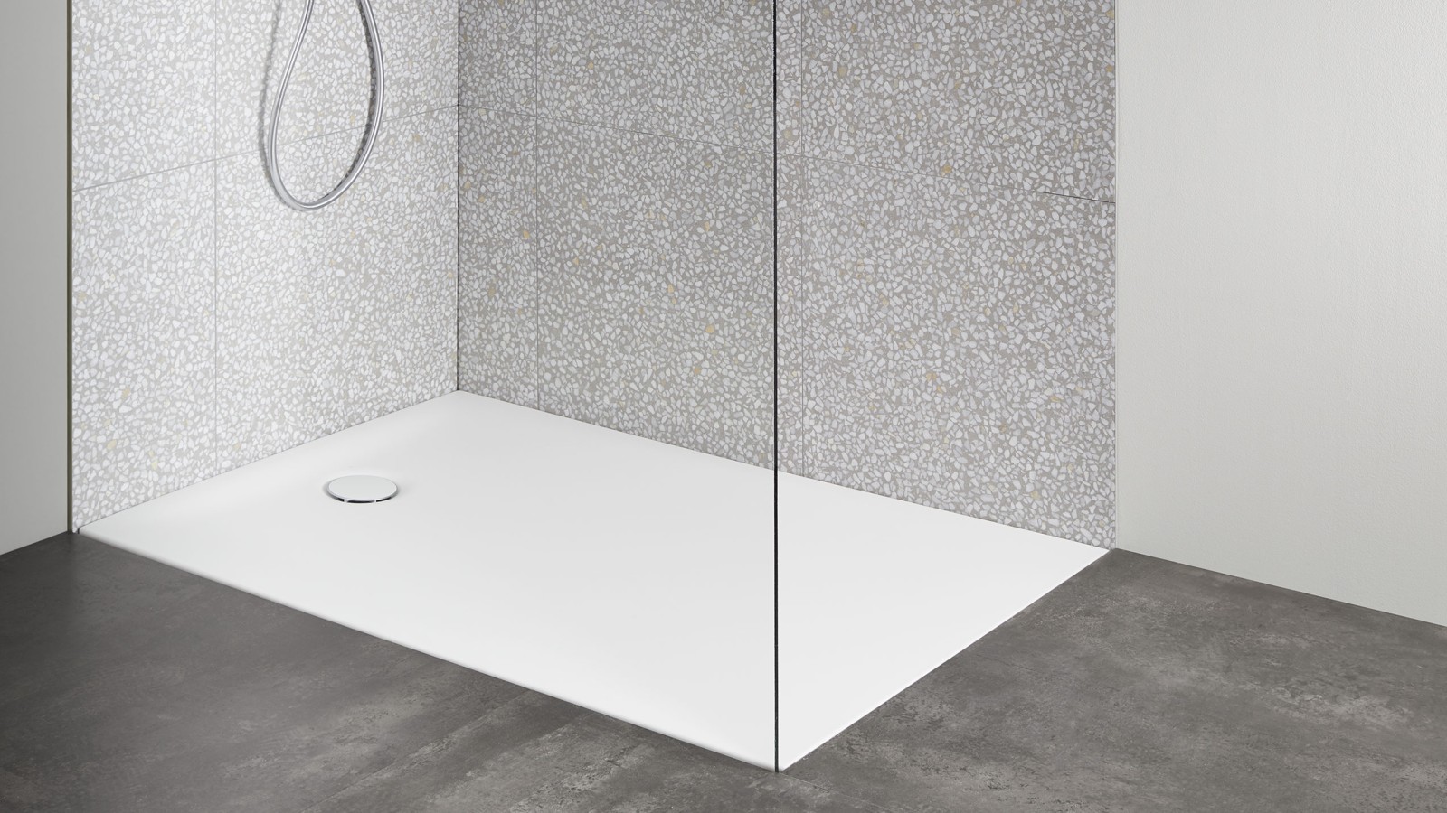 Die Geberit Nemea Duschwanne verbindet eine angenehme Haptik mit hoher Reinigungsfreundlichkeit und ansprechender Ästhetik. Die Geberit Nemea Duschwanne verbindet eine angenehme Haptik mit hoher Reinigungsfreundlichkeit und ansprechender Ästhetik.