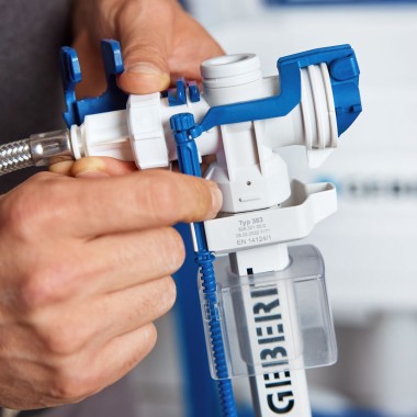 Geberit Typ 383 Füllventil: über Spindel einstellbar