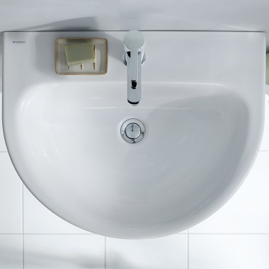 Geberit Renova Waschtisch und Badezimmermöbel Geberit Renova Waschtisch und Badezimmermöbel