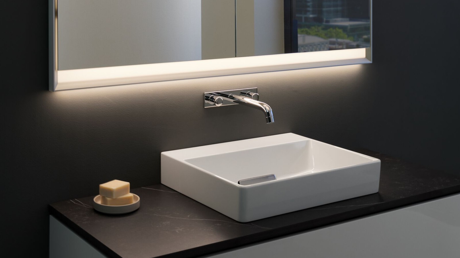 Geberit ONE Spiegelschrank mit ComfortLight Geberit ONE Spiegelschrank mit ComfortLight