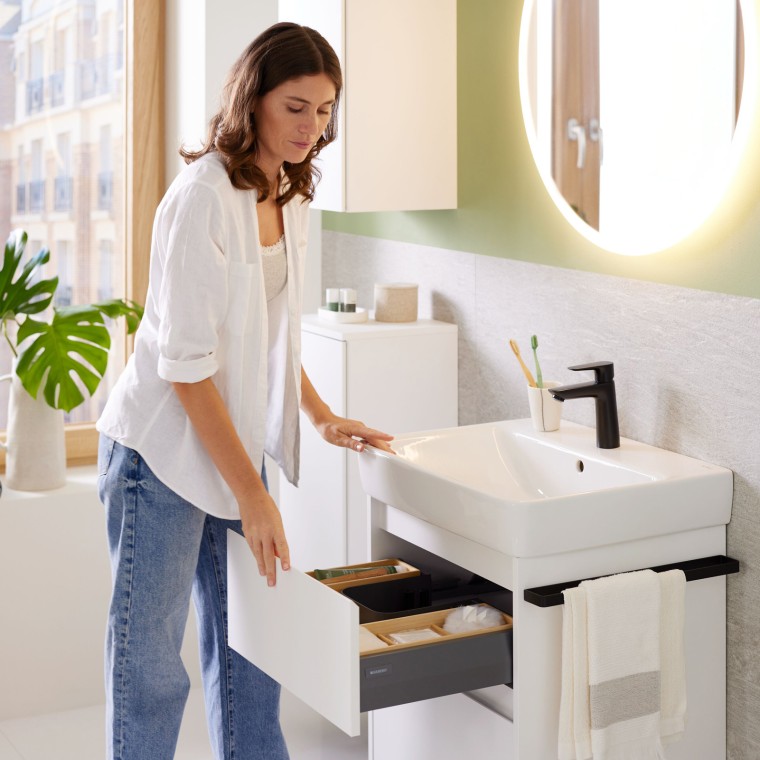 Vielseitig einsetzbar und stilvoll gestaltet: Geberit Renova Plan Waschtische – in zahlreichen Grössen und Designs, ideal für Neubau und Modernisierung