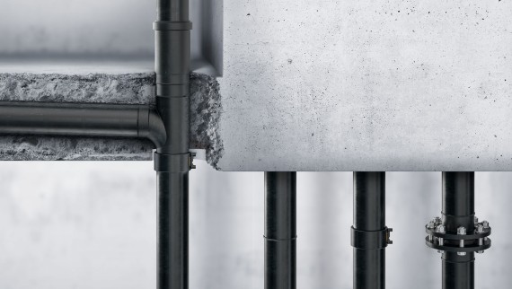 Geberit PE Rohre und Formstücke werden verschweisst und können in Beton eingelegt werden Geberit PE Rohre und Formstücke werden verschweisst und können in Beton eingelegt werden