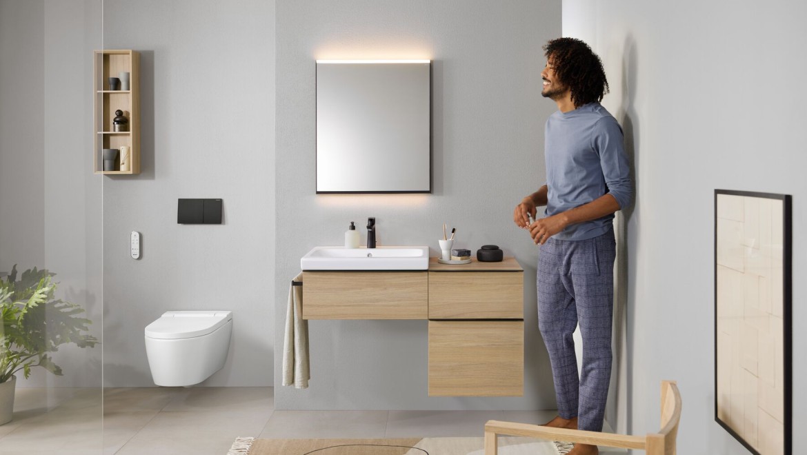 Geberit Badezimmer mit AquaClean Sela Dusch-WC