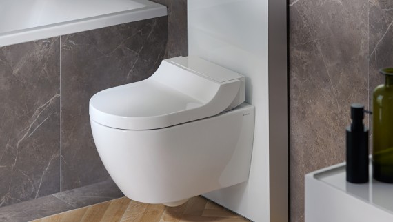 Dusch-WC AquaClean Tuma mit Geberit Monolith Dusch-WC AquaClean Tuma mit Geberit Monolith