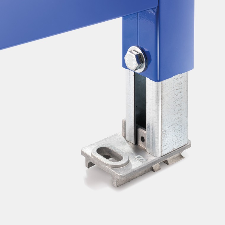 Fußplatte mit Hohlraum Fußplatte mit Hohlraum