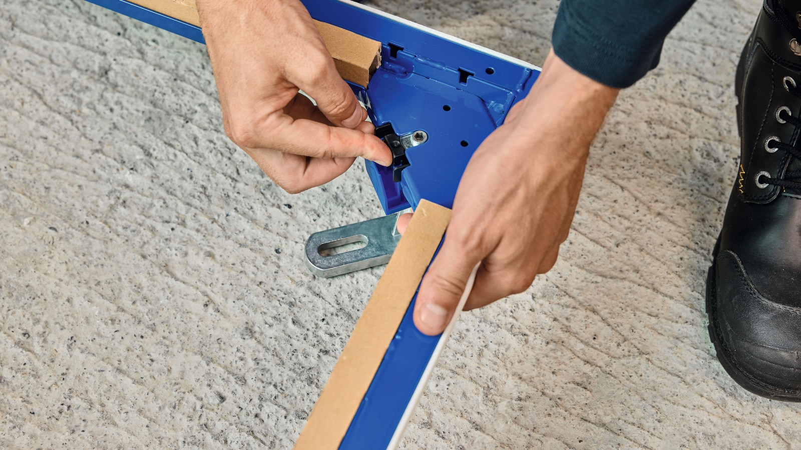 Einklickbare Stützfüsse