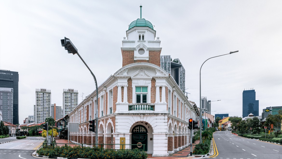 Das Restaurant Born befindet sich im Jinrikisha Bahnhof, einem der wenigen historischen Gebäude in Singapur (© Owen Raggett)