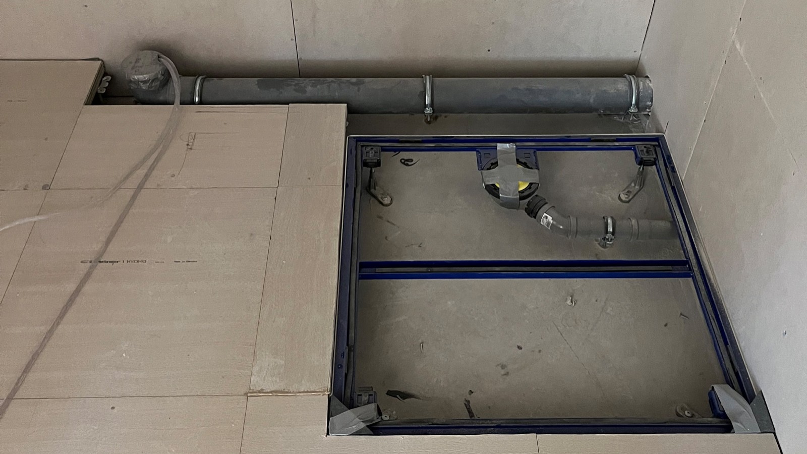 Geberit Sovent Fittings und Silent-db20 Rohre (© Siim Kingisepp) Geberit Sovent Fittings und Silent-db20 Rohre (© Siim Kingisepp)