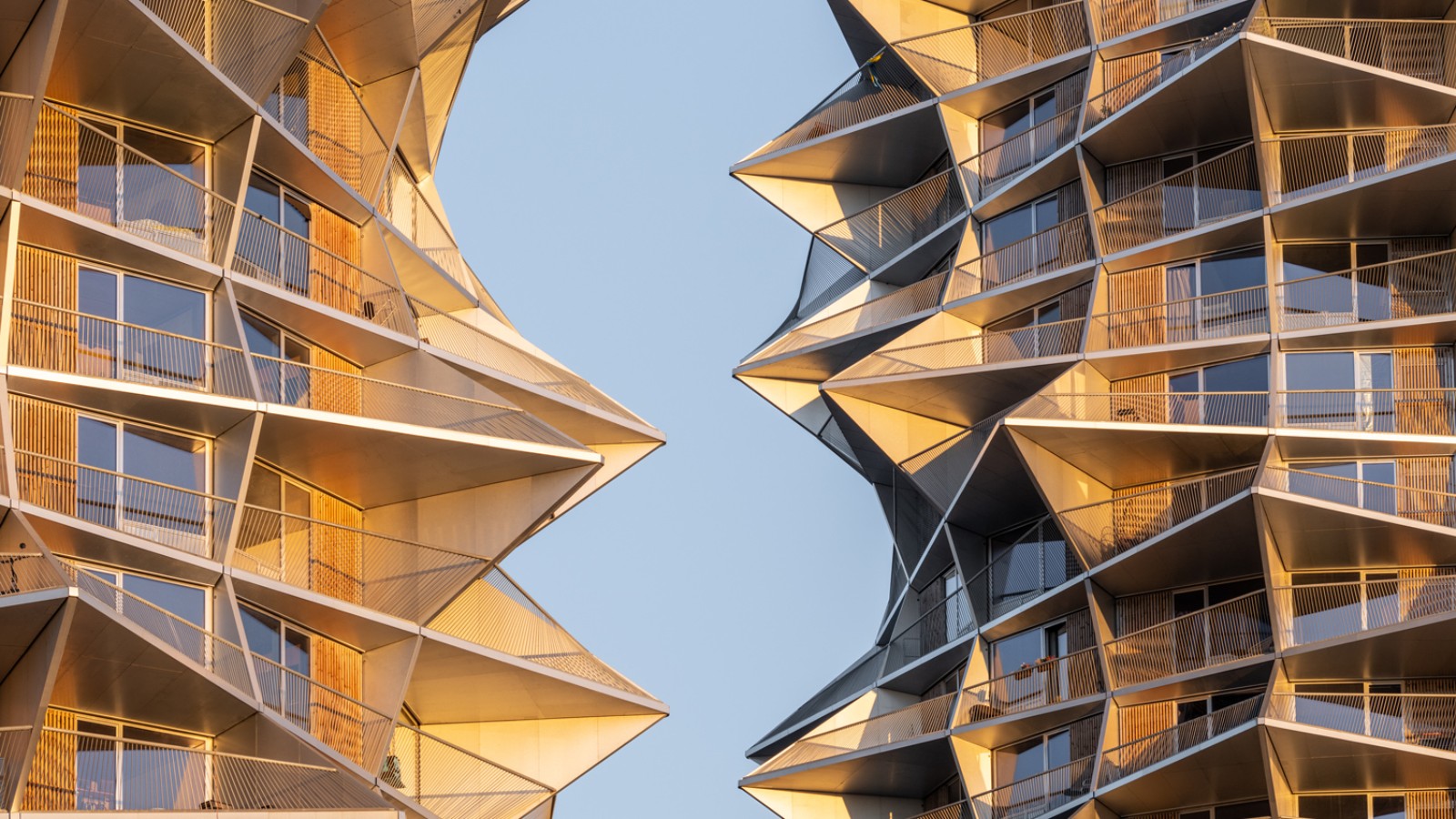 Jedes Mikro-Appartement verfügt über einen eigenen Balkon (© Rasmus Hjortshøj) Jedes Mikro-Appartement verfügt über einen eigenen Balkon (© Rasmus Hjortshøj)