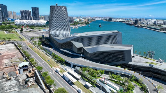 Das Hafenterminal Kaohsiung ist ein wichtiger Schifffahrts-Knotenpunkt in Taiwan Das Hafenterminal Kaohsiung ist ein wichtiger Schifffahrts-Knotenpunkt in Taiwan
