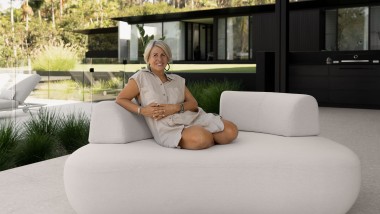 Architektin Sarah Waller in ihrem australischen Traumhaus (© Alyne Media)