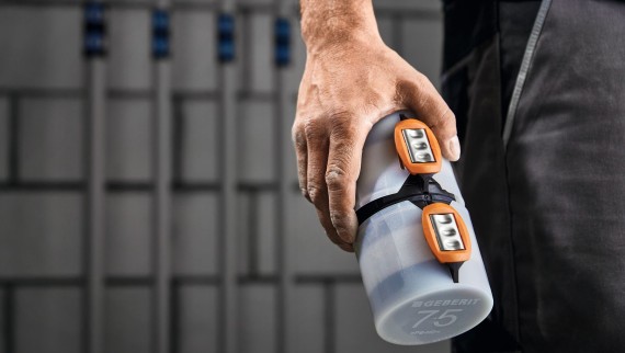 In den Modularbauten von StartBlock wird Geberit FlowFit installiert. (© Geberit) In den Modularbauten von StartBlock wird Geberit FlowFit installiert. (© Geberit)