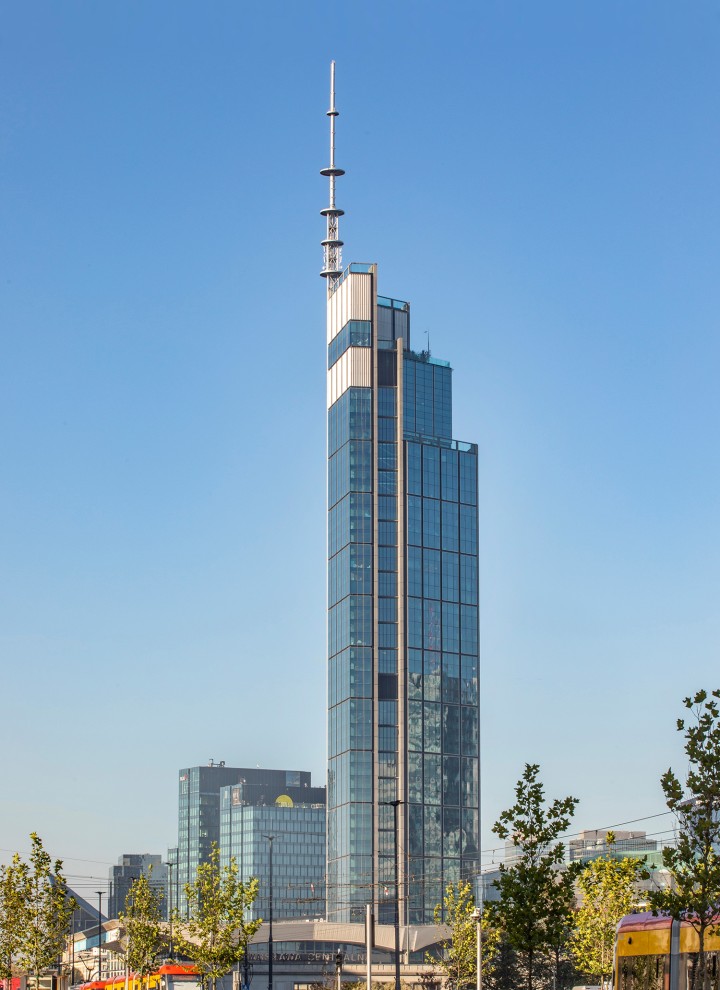 Der Varso-Turm ist der höchste Wolkenkratzer der Europäischen Union (© Aaron Hargreaves/Foster + Partners) Der Varso-Turm ist der höchste Wolkenkratzer der Europäischen Union (© Aaron Hargreaves/Foster + Partners)