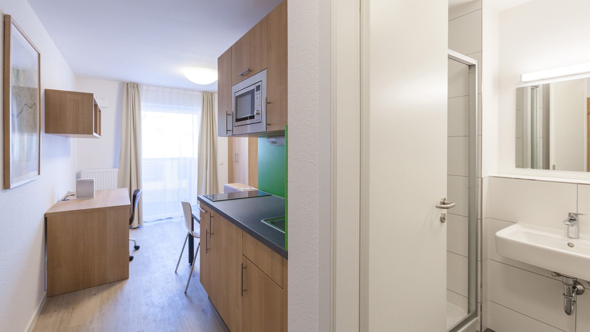 Klein, fein und praktisch: temporäre Bleibe an der Goldsteinstrasse 130 in Frankfurt am Main (DE) (© Geberit) Klein, fein und praktisch: temporäre Bleibe an der Goldsteinstrasse 130 in Frankfurt am Main (DE) (© Geberit)