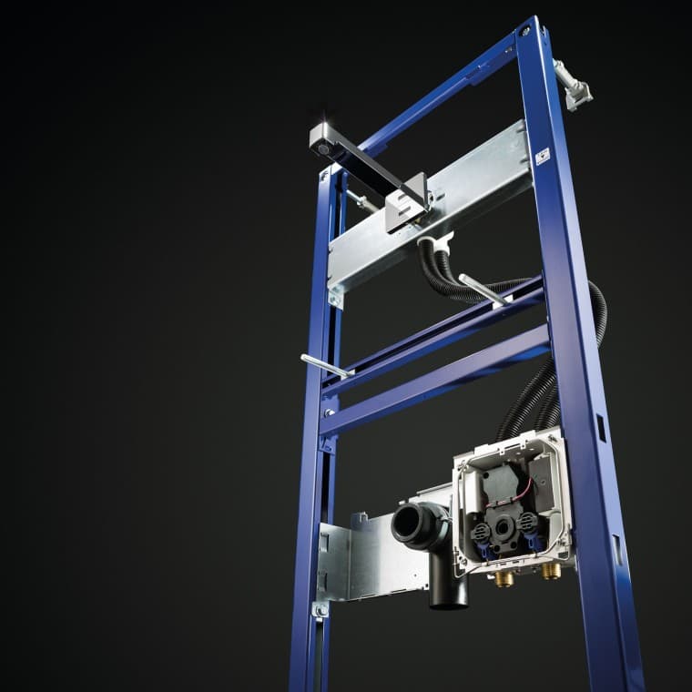 Armaturensystem mit Duofix Installationselement und Geberit Brenta Wandarmatur Armaturensystem mit Duofix Installationselement und Geberit Brenta Wandarmatur
