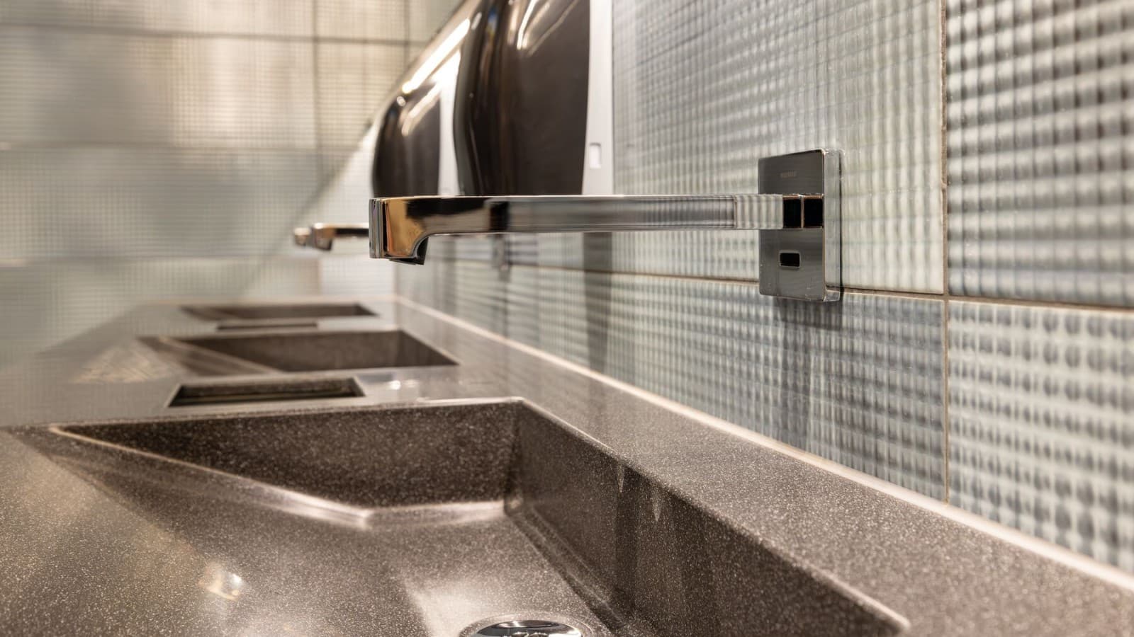 Geberit Brenta Wandarmatur für den Waschplatz Geberit Brenta Wandarmatur für den Waschplatz