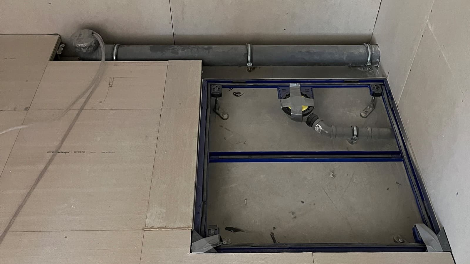 Geberit Sovent Fittings und Silent-db20 Rohre (© Siim Kingisepp) Geberit Sovent Fittings und Silent-db20 Rohre (© Siim Kingisepp)